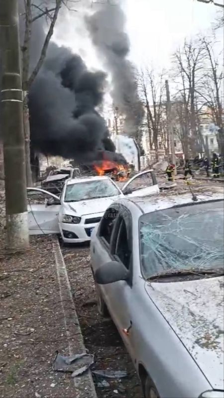 В результате удара по Сумам много погибших и раненых В результате удара по Сумам много погибших и раненых