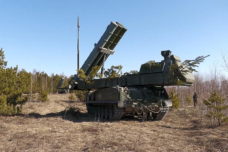Губернатор Херсонской области поздравил ветеранов и военнослужащих войск противовоздушной обороны с профессиональным праздником Губернатор Херсонской области поздравил ветеранов и военнослужащих войск противовоздушной обороны с профессиональным праздником