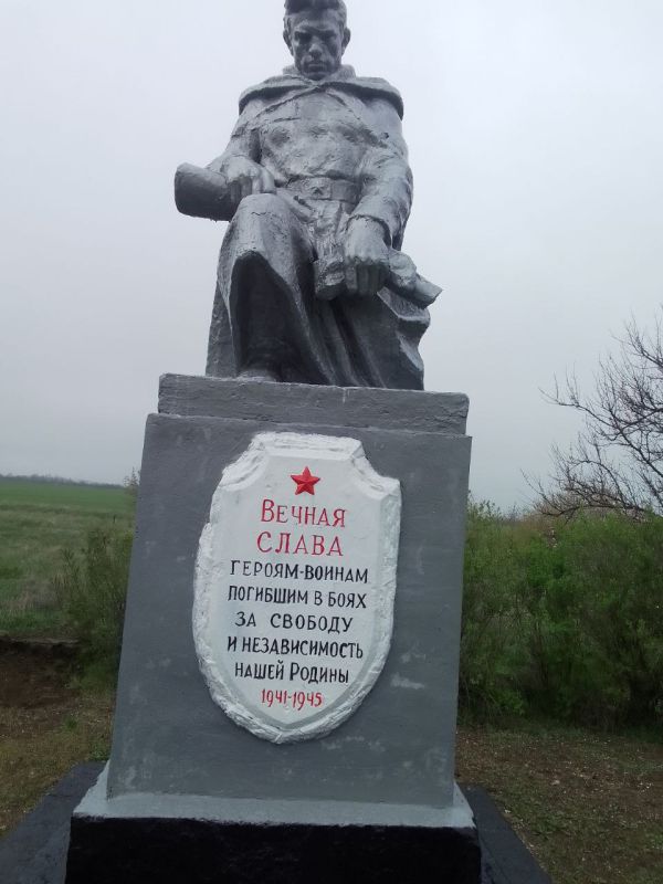 Когда на сердце муторно, всегда говори и пиши о том, во что свято веришь и чем гордишься Когда на сердце муторно, всегда говори и пиши о том, во что свято веришь и чем гордишься