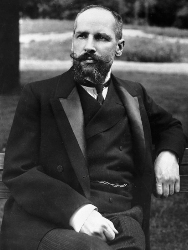 14  1862   ϸ   -   ,    (1906-1911), ,        