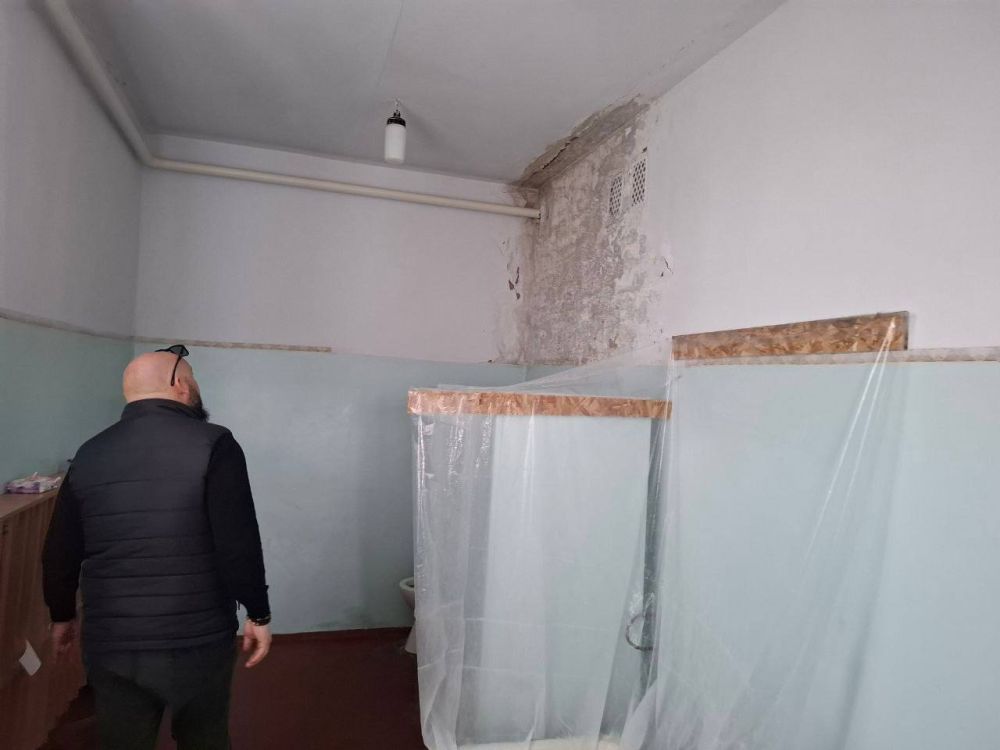 Уполномоченный по правам человека в Херсонской области привез подарки воспитанникам детского сада села Тавричанка Каховского округа Уполномоченный по правам человека в Херсонской области привез подарки воспитанникам детского сада села Тавричанка Каховского округа