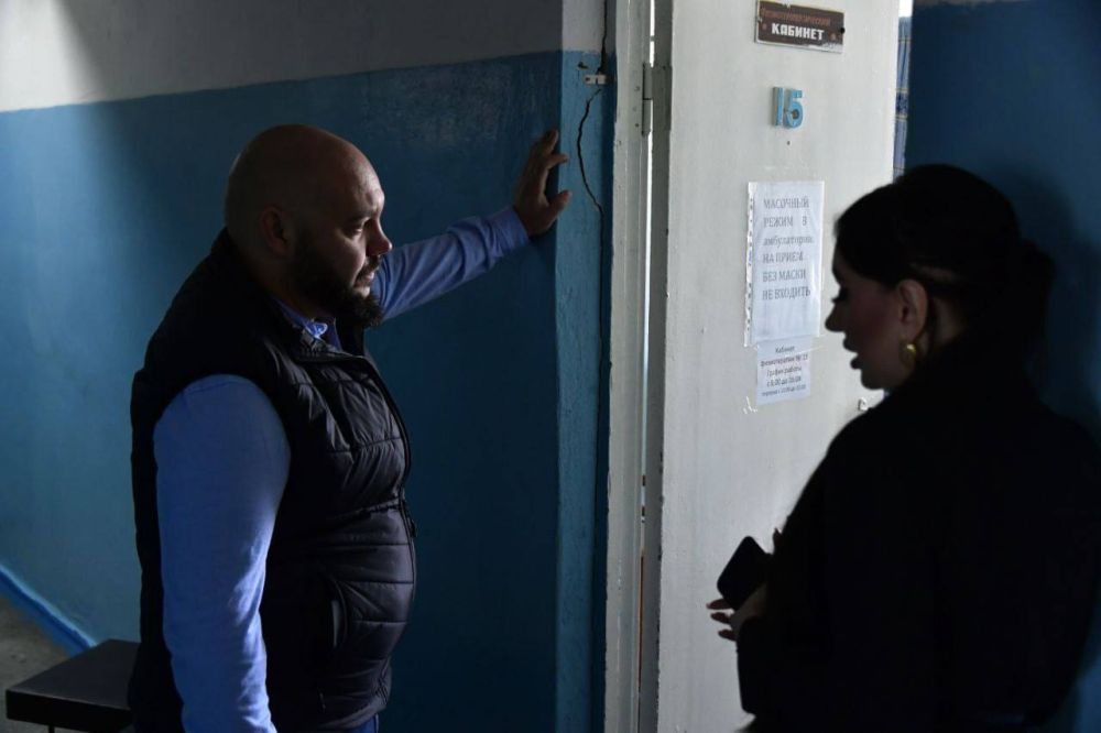 Омбудсмен Херсонской области опроверг ложную информацию о планируемых сокращениях медперсонала в амбулатории Новоалексеевки Омбудсмен Херсонской области опроверг ложную информацию о планируемых сокращениях медперсонала в амбулатории Новоалексеевки