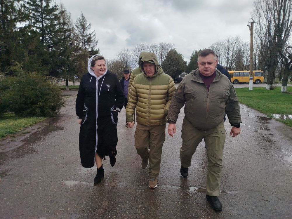 В Вольновской школе Нижнесерогозского района будет проведен ремонт при поддержке шеф-региона Республики Адыгея В Вольновской школе Нижнесерогозского района будет проведен ремонт при поддержке шеф-региона Республики Адыгея