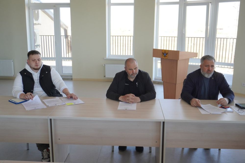 В Херсонской областной Думе прошло заседание Комиссии по культуре, молодежной политике, физкультуре и спорту под председательством Владимира Лебедкина В Херсонской областной Думе прошло заседание Комиссии по культуре, молодежной политике, физкультуре и спорту под председательством Владимира Лебедкина