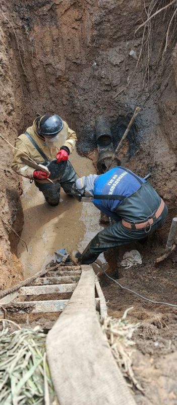 Сотрудники Чаплинского ТПУ продолжают работы по обслуживанию коммунальных систем округа Сотрудники Чаплинского ТПУ продолжают работы по обслуживанию коммунальных систем округа