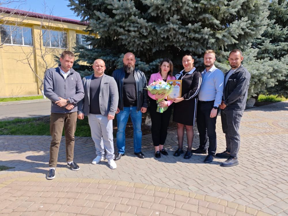 Евгения Кузьменко: Наша спортсменка завоевала 1 место на Чемпионате Южного и Северо-Кавказского федеральных округов по гиревому спорту Евгения Кузьменко: Наша спортсменка завоевала 1 место на Чемпионате Южного и Северо-Кавказского федеральных округов по гиревому спорту