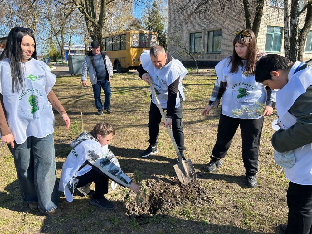 Природный парк "Алешковские пески" присоединился к Международной акции "Сад памяти" Природный парк "Алешковские пески" присоединился к Международной акции "Сад памяти"