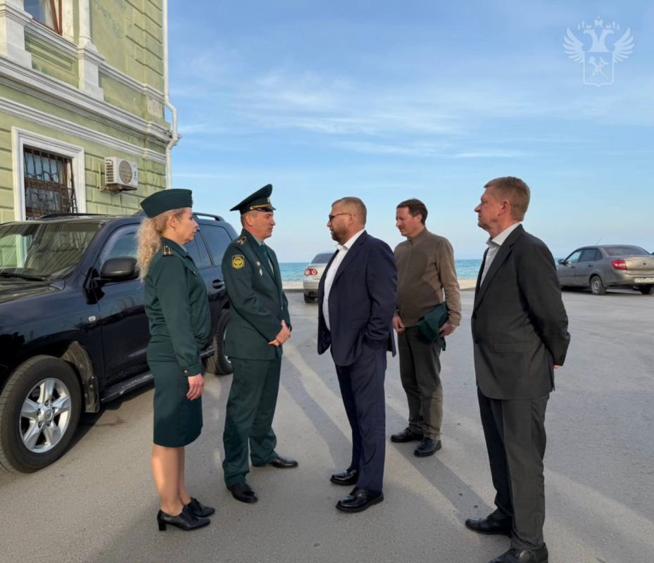 Руководитель ФТС России Валерий Пикалёв продолжил работу в Южном регионе Руководитель ФТС России Валерий Пикалёв продолжил работу в Южном регионе