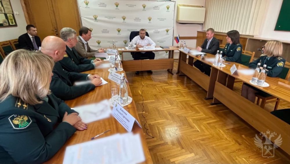 Руководитель ФТС России Валерий Пикалёв продолжил работу в Южном регионе Руководитель ФТС России Валерий Пикалёв продолжил работу в Южном регионе