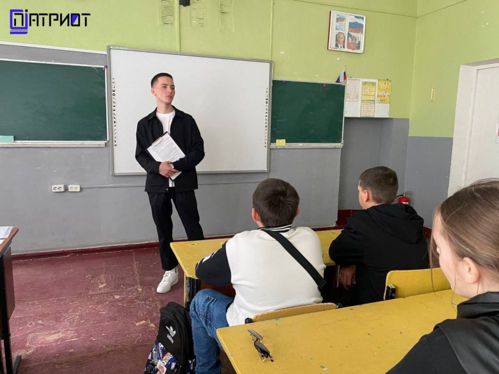 #ПРОЯВЛЕНИЯ. В ГБОУ ХО «Новософиевская школа Голопристанского района» прошло интерактивное занятие по теме «Профилактика негативных явлений» В ходе дискуссии ученики рассмотрели проблемы, с которыми сталкиваются молодые... #ПРОЯВЛЕНИЯ. В ГБОУ ХО «Новософиевская школа Голопристанского района» прошло интерактивное занятие по теме «Профилактика негативных явлений» В ходе дискуссии ученики рассмотрели проблемы, с которыми сталкиваются молодые...