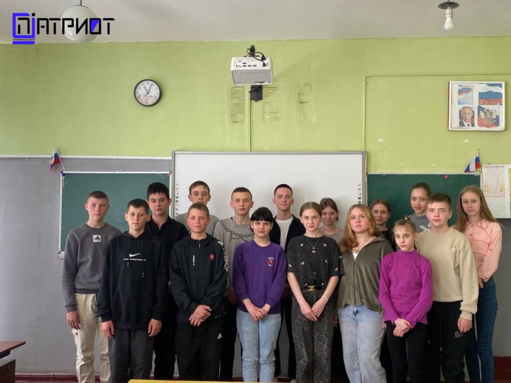 #ПРОЯВЛЕНИЯ. В ГБОУ ХО «Новософиевская школа Голопристанского района» прошло интерактивное занятие по теме «Профилактика негативных явлений» В ходе дискуссии ученики рассмотрели проблемы, с которыми сталкиваются молодые... #ПРОЯВЛЕНИЯ. В ГБОУ ХО «Новософиевская школа Голопристанского района» прошло интерактивное занятие по теме «Профилактика негативных явлений» В ходе дискуссии ученики рассмотрели проблемы, с которыми сталкиваются молодые...