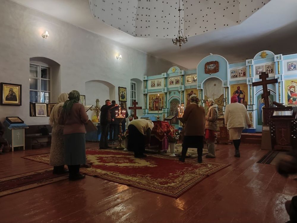 Светлое Христово Воскресение: Пасхальные богослужения в Каланчакском округе Светлое Христово Воскресение: Пасхальные богослужения в Каланчакском округе