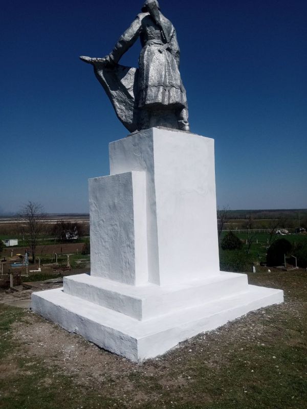 Благоустройство мемориалов Великой Отечественной войны провели в Верхнерогачикском округе Благоустройство мемориалов Великой Отечественной войны провели в Верхнерогачикском округе