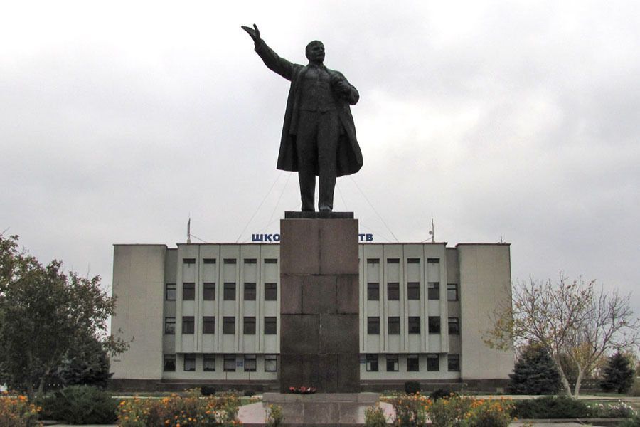 Спросите любого представителя старшего поколения, что за дата 22 апреля, и вам каждый скажет, не задумываясь ни на секунду: день рождения Ленина! Спросите любого представителя старшего поколения, что за дата 22 апреля, и вам каждый скажет, не задумываясь ни на секунду: день рождения Ленина!