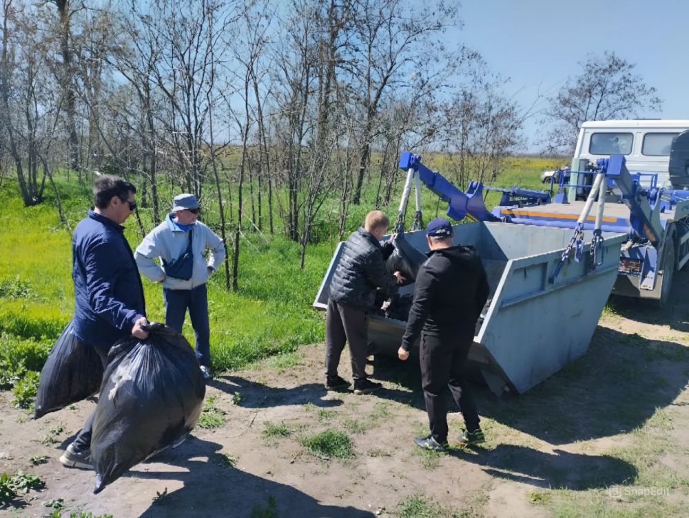 Масштабный субботник прошел в Скадовске Масштабный субботник прошел в Скадовске