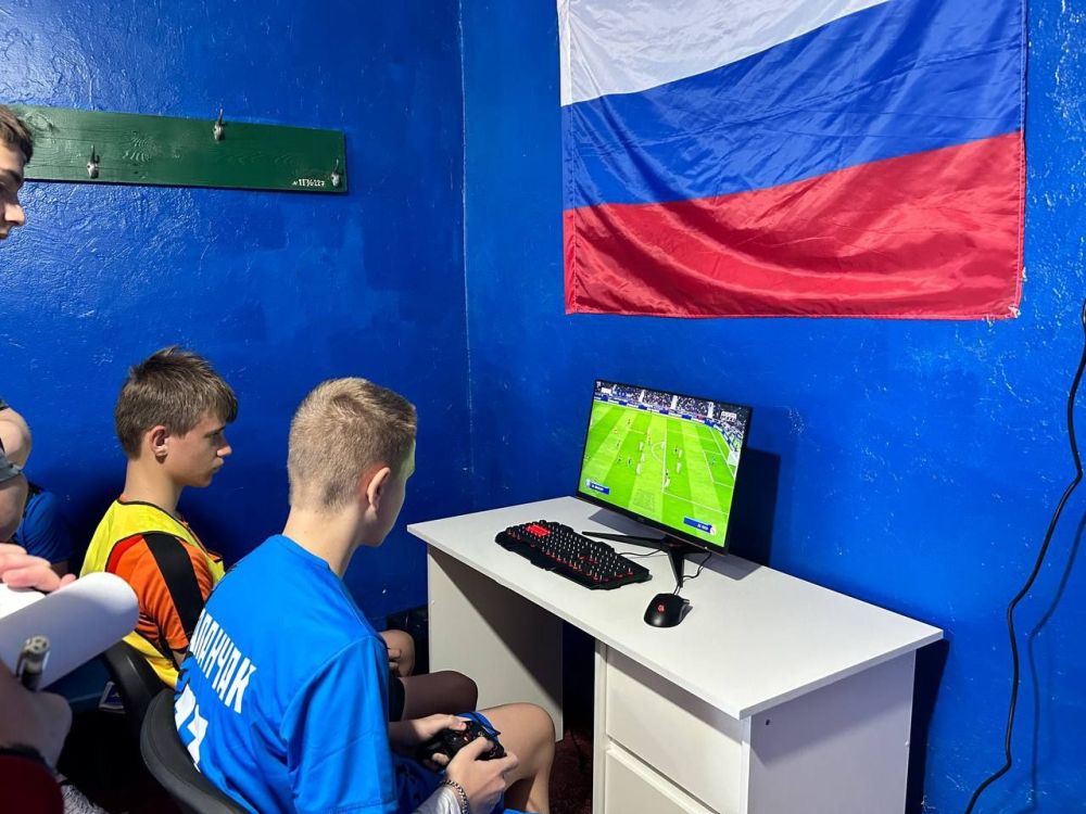 В Каланчаке состоялся открытый фестиваль по фиджитал-футболу