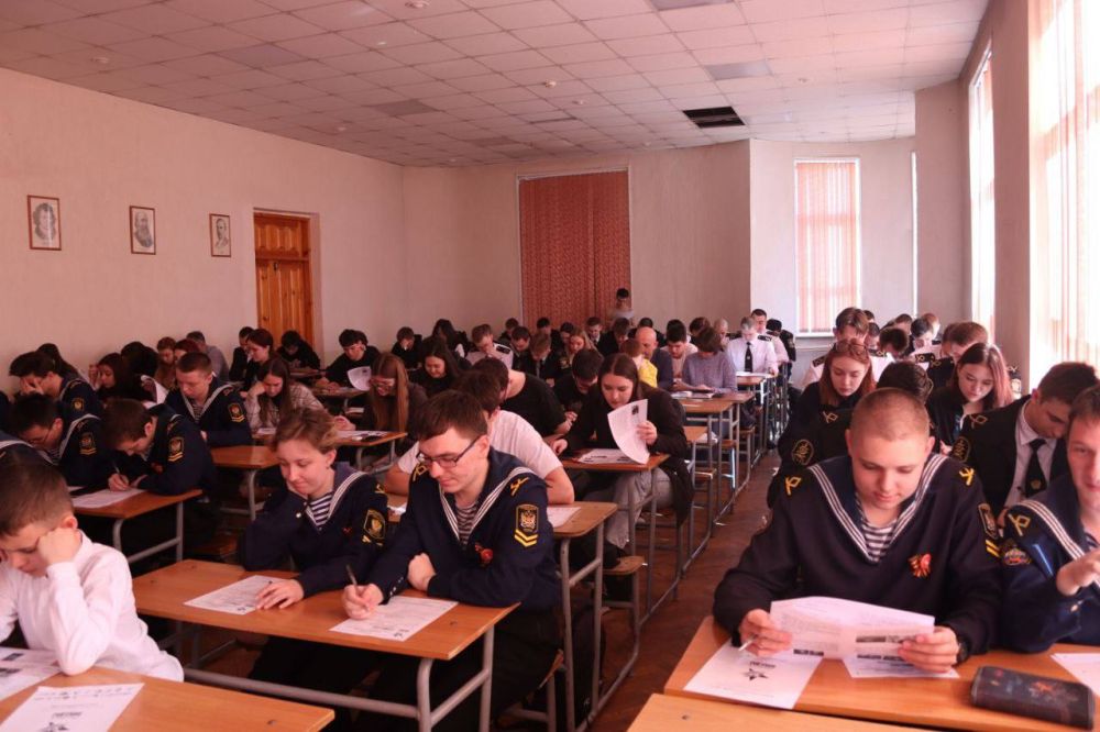 Сегодня «Диктант Победы» написали студенты всех отраслевых вузов Росморречфлота Сегодня «Диктант Победы» написали студенты всех отраслевых вузов Росморречфлота