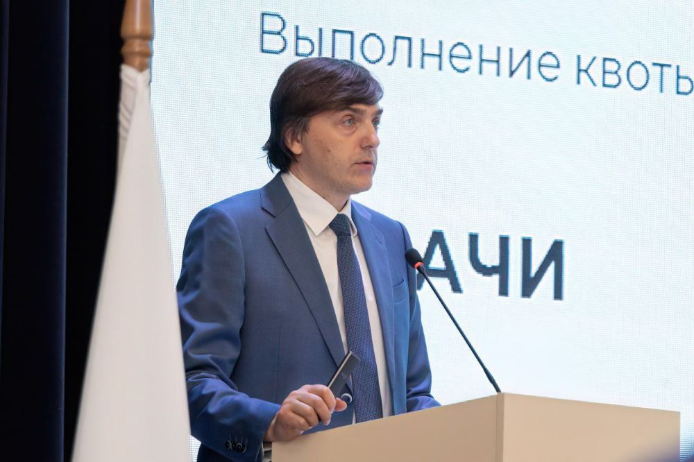 В Крыму проходит Всероссийское совещание региональных министров образования В Крыму проходит Всероссийское совещание региональных министров образования