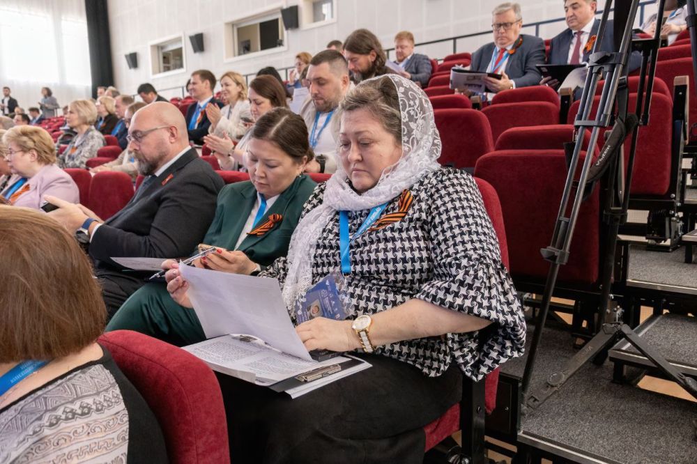 В Крыму проходит Всероссийское совещание региональных министров образования В Крыму проходит Всероссийское совещание региональных министров образования