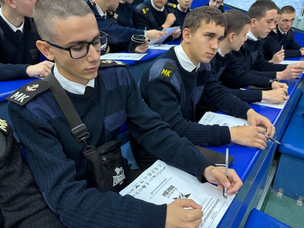 Сегодня «Диктант Победы» написали студенты всех отраслевых вузов Росморречфлота Сегодня «Диктант Победы» написали студенты всех отраслевых вузов Росморречфлота