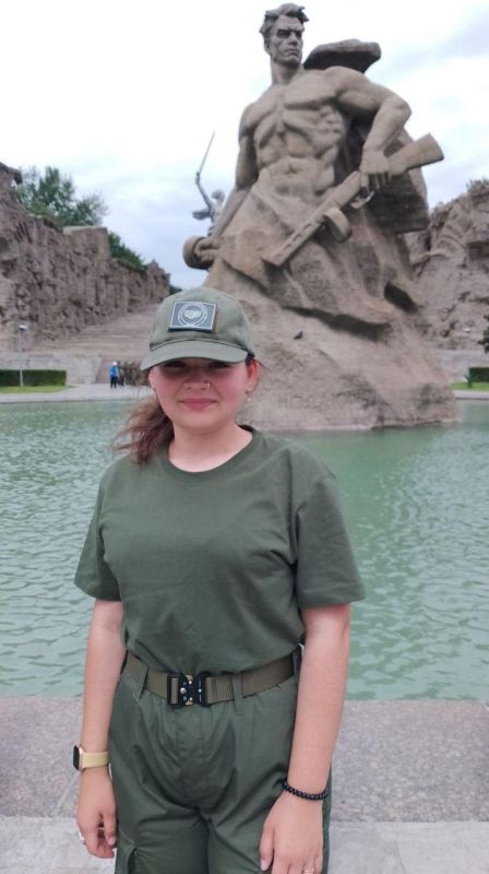 «Мы помним, чтобы жить»: как херсонская школьница вдохновляет на подвиги, сохраняя память о Великой Отечественной «Мы помним, чтобы жить»: как херсонская школьница вдохновляет на подвиги, сохраняя память о Великой Отечественной