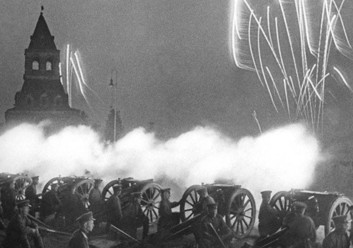 Приказ — соблюдать тишину. Об освобождении Мариуполя от гитлеровцев в 1943 году Приказ — соблюдать тишину. Об освобождении Мариуполя от гитлеровцев в 1943 году