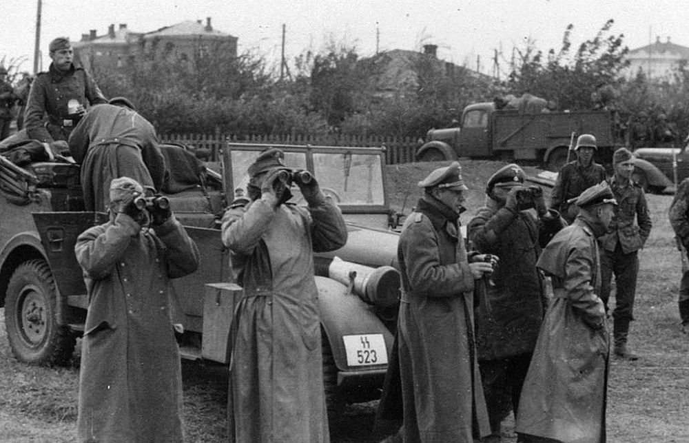 Приказ — соблюдать тишину. Об освобождении Мариуполя от гитлеровцев в 1943 году Приказ — соблюдать тишину. Об освобождении Мариуполя от гитлеровцев в 1943 году