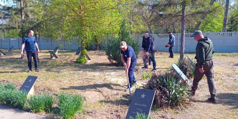 Благоустройство мемориала в Таврийском Благоустройство мемориала в Таврийском