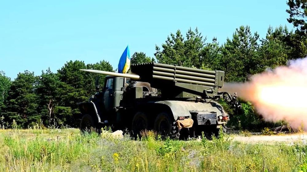На Херсонском направлении украинские формирования вновь продемонстрировали своё бессилие перед реальностью: вместо честного военного противостояния, они цинично направляют удары по мирным жителям На Херсонском направлении украинские формирования вновь продемонстрировали своё бессилие перед реальностью: вместо честного военного противостояния, они цинично направляют удары по мирным жителям