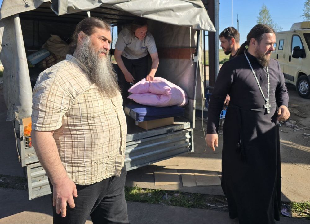 Передан гуманитарный груз в Голую Пристань Передан гуманитарный груз в Голую Пристань