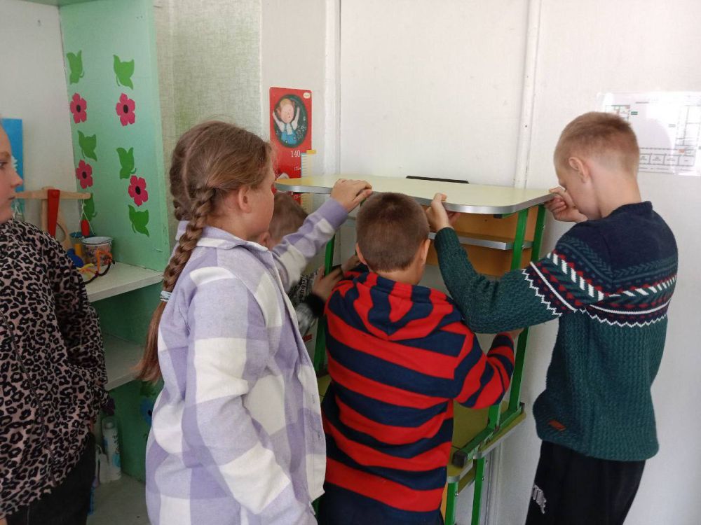 В ГБОУ ХО «Нижнеторгаивской школе Нижнесерогозского МО" были проведены Всероссийские учения по действиям сотрудников охраны, обучающихся и работников обьектов образовательных организаций при захвате террористами и... В ГБОУ ХО «Нижнеторгаивской школе Нижнесерогозского МО" были проведены Всероссийские учения по действиям сотрудников охраны, обучающихся и работников обьектов образовательных организаций при захвате террористами и...