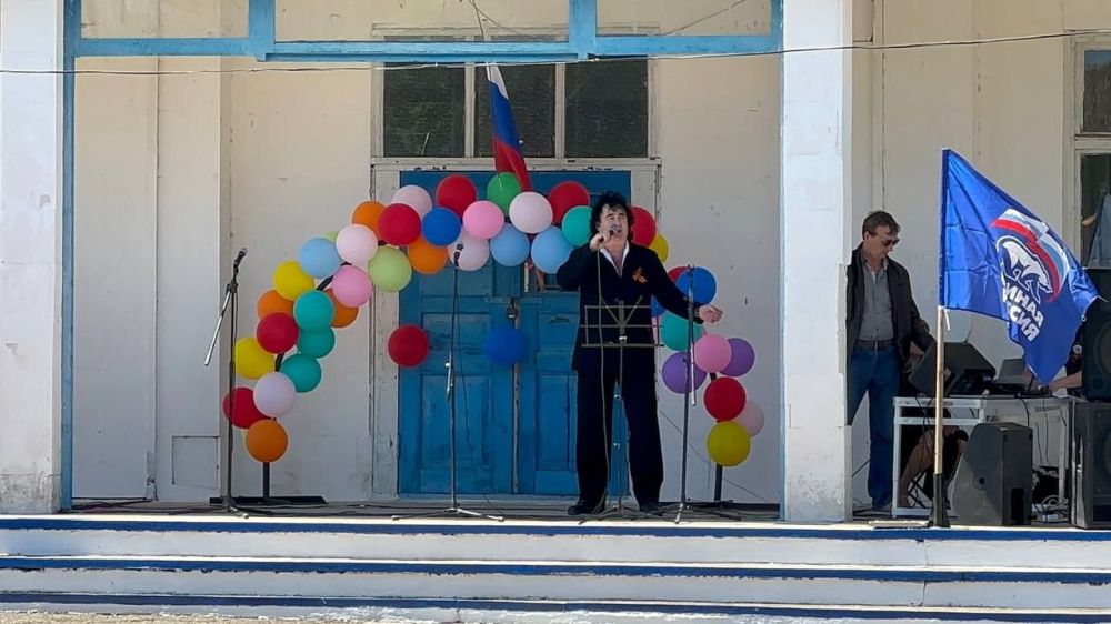 Надежда Бабешко: 29 апреля в рамках акции от партии «Единая Россия» в поселениях с. Воскресенка и с. Нововасильевка Ивановского муниципального округа были проведены праздничные концерты посвященные 80-тию Великой Победы... Надежда Бабешко: 29 апреля в рамках акции от партии «Единая Россия» в поселениях с. Воскресенка и с. Нововасильевка Ивановского муниципального округа были проведены праздничные концерты посвященные 80-тию Великой Победы...