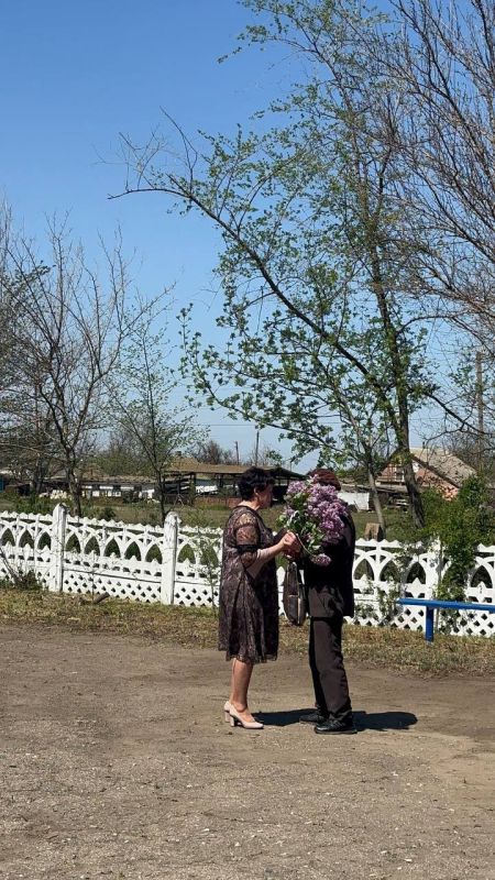 Праздничные концерты в честь 80-летия Великой Победы в селах Воскресенка и Нововасильевка Праздничные концерты в честь 80-летия Великой Победы в селах Воскресенка и Нововасильевка