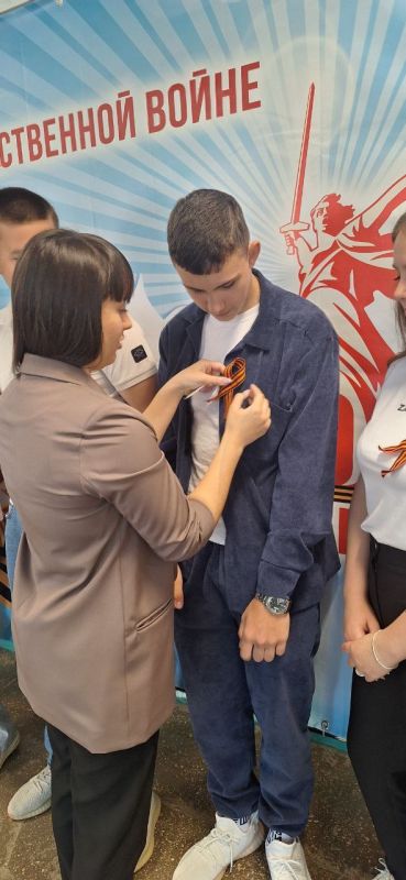 Надежда Бабешко: Георгиевские ленты в преддверии Дня Победы вручают депутаты и волонтеры «Единой России» Надежда Бабешко: Георгиевские ленты в преддверии Дня Победы вручают депутаты и волонтеры «Единой России»