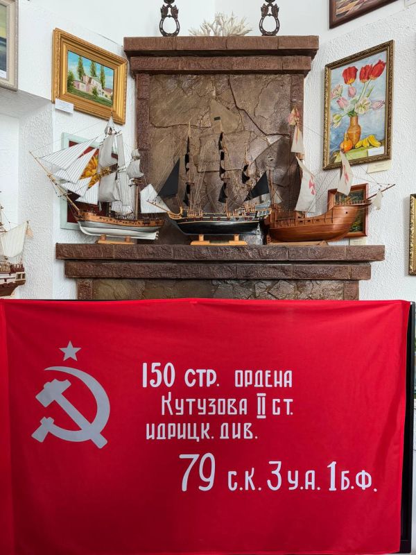 Член ЦК КПРФ Айрат Гибатдинов и Первый секретарь Херсонского областного отделения КПРФ Рамиль Замалетдинов посетили образовательные и культурные учреждения Скадовска Член ЦК КПРФ Айрат Гибатдинов и Первый секретарь Херсонского областного отделения КПРФ Рамиль Замалетдинов посетили образовательные и культурные учреждения Скадовска