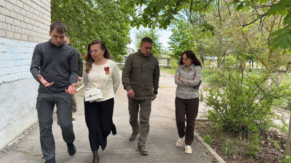 Рамиль Замалетдинов: В Скадовске посетили краеведческий музей Рамиль Замалетдинов: В Скадовске посетили краеведческий музей