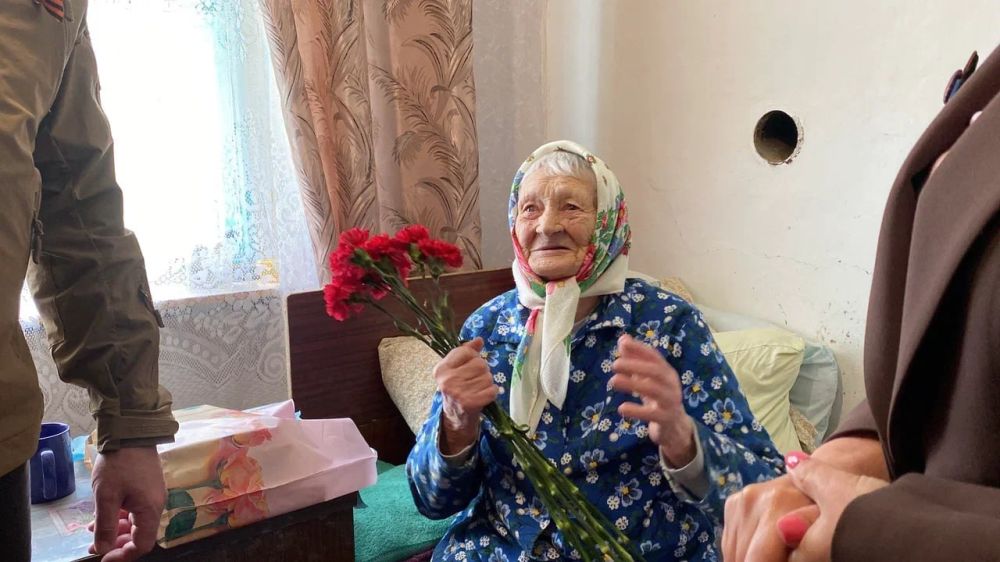 Константин Басюк: Дали старт акции «Единой России» «Подарок ветерану» в Херсонской области Константин Басюк: Дали старт акции «Единой России» «Подарок ветерану» в Херсонской области