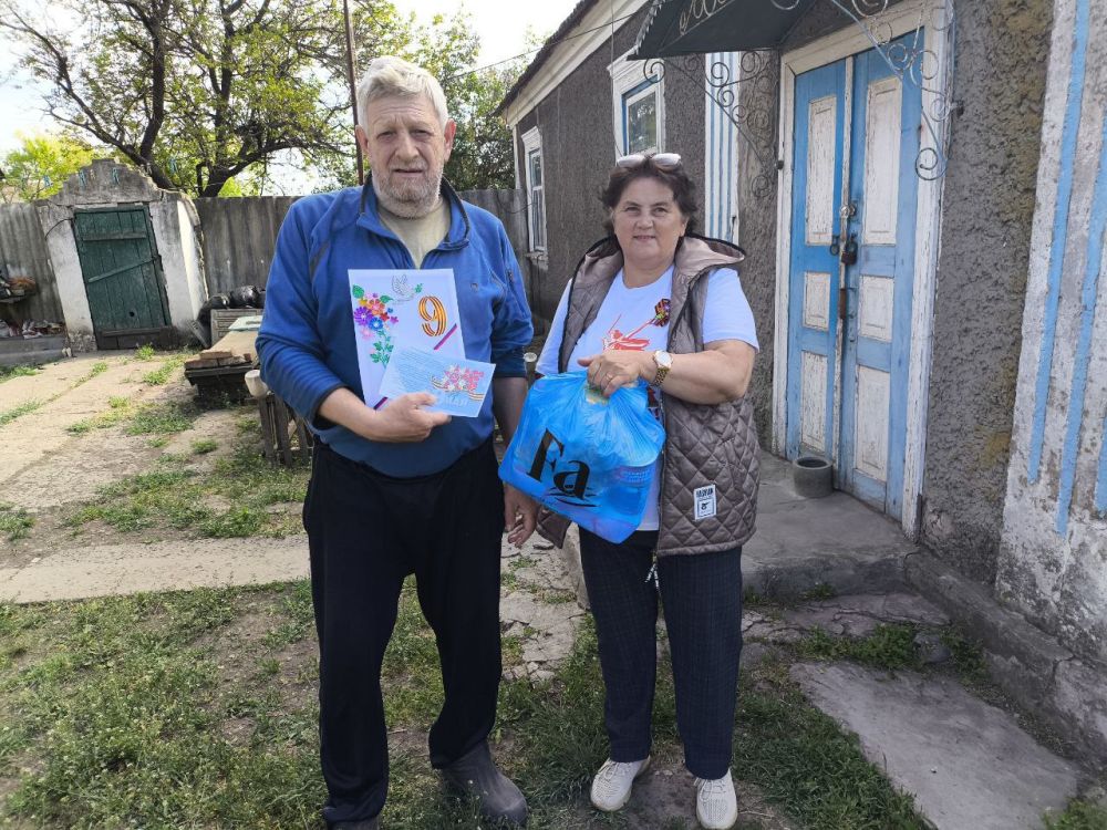 В Великолепетихском муниципальном округе сердечно поздравили ветеранов войны В Великолепетихском муниципальном округе сердечно поздравили ветеранов войны