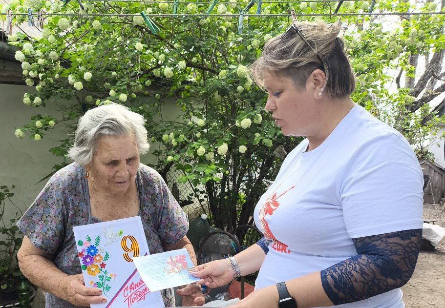 В Великолепетихском муниципальном округе сердечно поздравили ветеранов войны В Великолепетихском муниципальном округе сердечно поздравили ветеранов войны