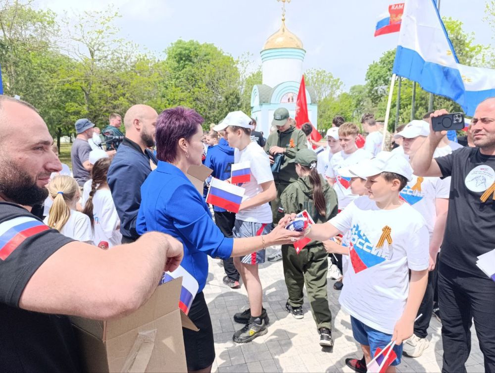 В Геническом парке культуры и отдыха прошла физкультурно-патриотическая акция В Геническом парке культуры и отдыха прошла физкультурно-патриотическая акция