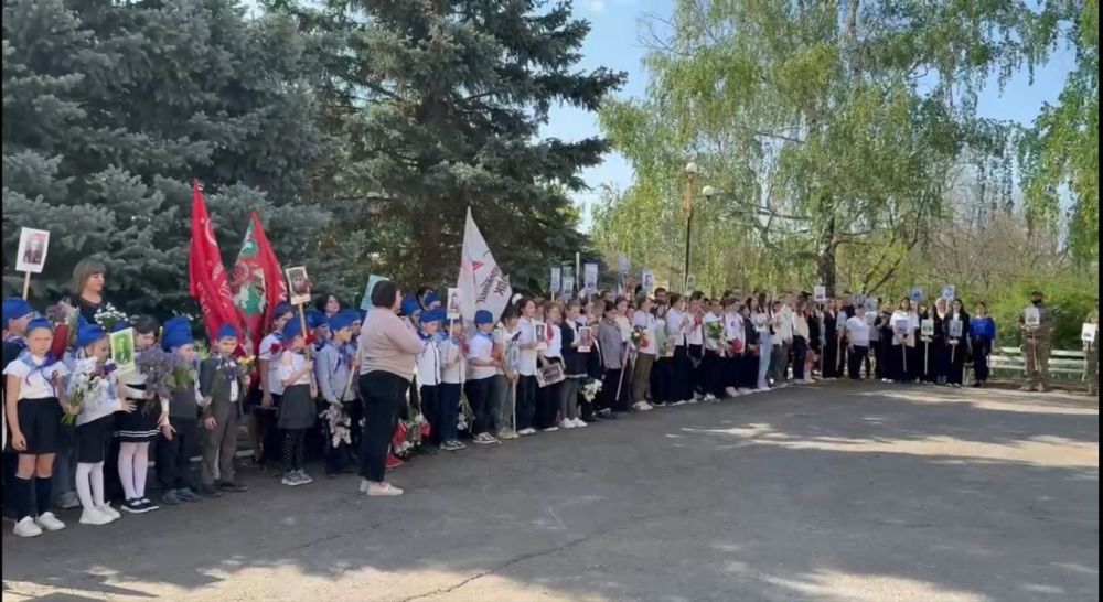 С гордостью в строю "Бессмертного полка" С гордостью в строю "Бессмертного полка"