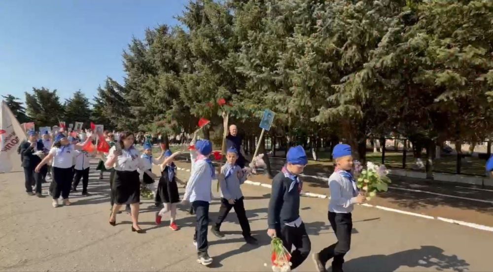 С гордостью в строю "Бессмертного полка" С гордостью в строю "Бессмертного полка"