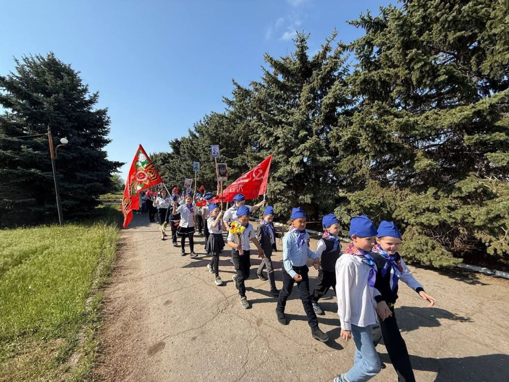 С гордостью в строю "Бессмертного полка" С гордостью в строю "Бессмертного полка"