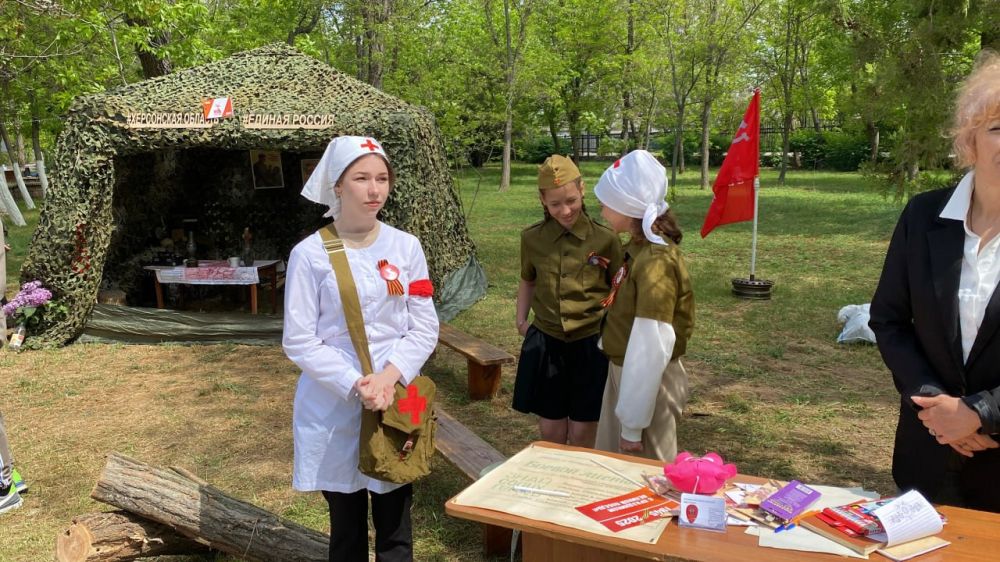 Полевой штаб времен Великой Отечественной войны воссоздали волонтеры «Единой России» в День Победы в Херсонской области Полевой штаб времен Великой Отечественной войны воссоздали волонтеры «Единой России» в День Победы в Херсонской области
