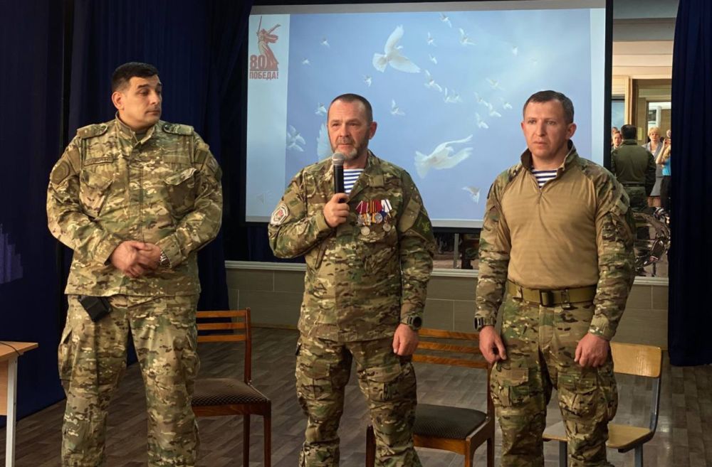 Александр Малькевич: Приключения «Свата», «Кабана» и «Британца» в Петербурге, или как херсонские бойцы встретились с петербургскими школьниками