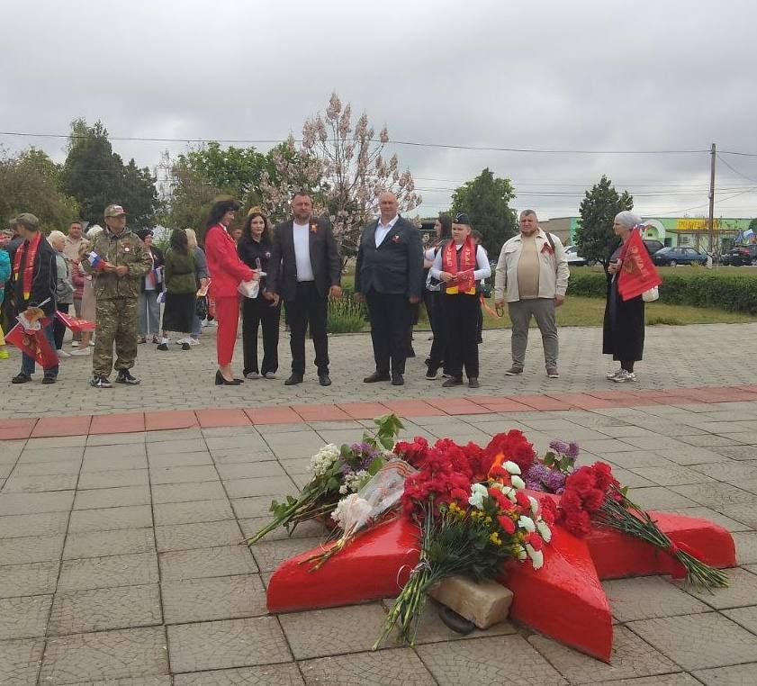 9 мая — День памяти и гордости 9 мая — День памяти и гордости
