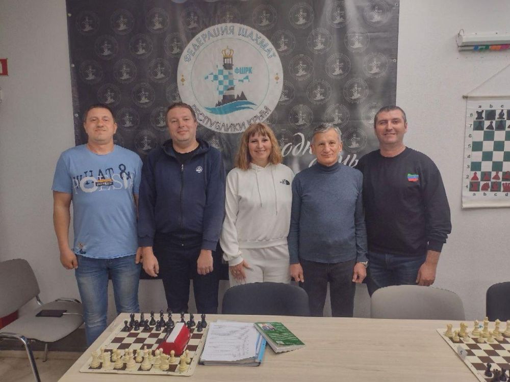 Судьи из Херсонской области подтвердили квалификацию на семинаре в Симферополе Судьи из Херсонской области подтвердили квалификацию на семинаре в Симферополе