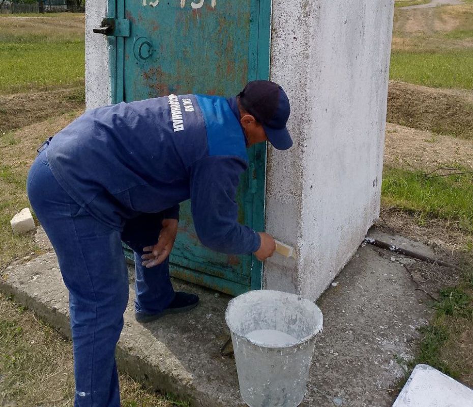 Сотрудники Нижнесерогозского ТПУ продолжают работы по обслуживанию водопроводной инфраструктуры округа Сотрудники Нижнесерогозского ТПУ продолжают работы по обслуживанию водопроводной инфраструктуры округа