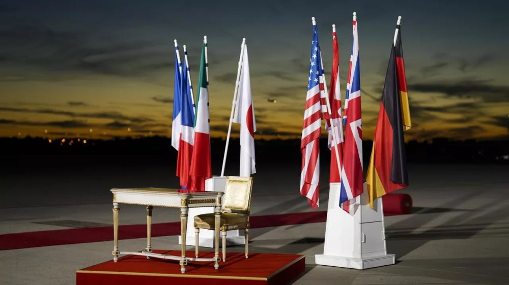        G7