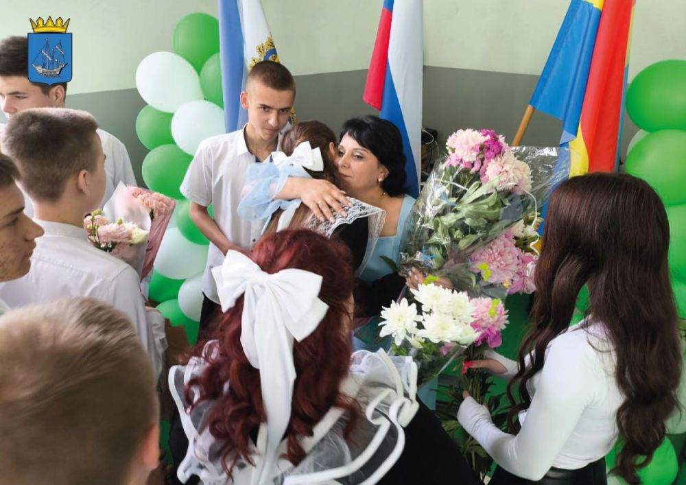 Прошли последние звонки в школах Алешкинского муниципального округа Прошли последние звонки в школах Алешкинского муниципального округа